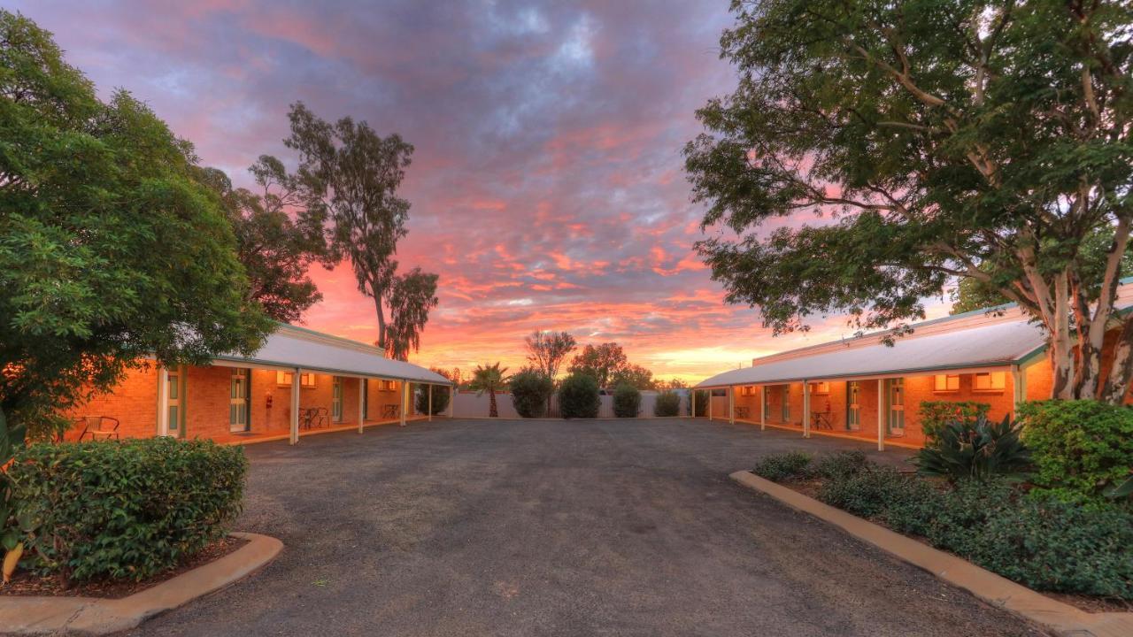 Mulga Country Motor Inn Charleville Exteriör bild