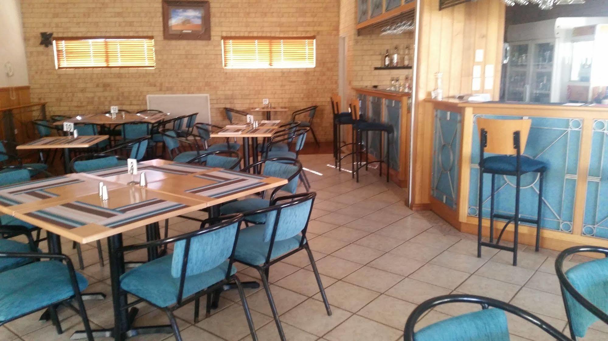 Mulga Country Motor Inn Charleville Exteriör bild